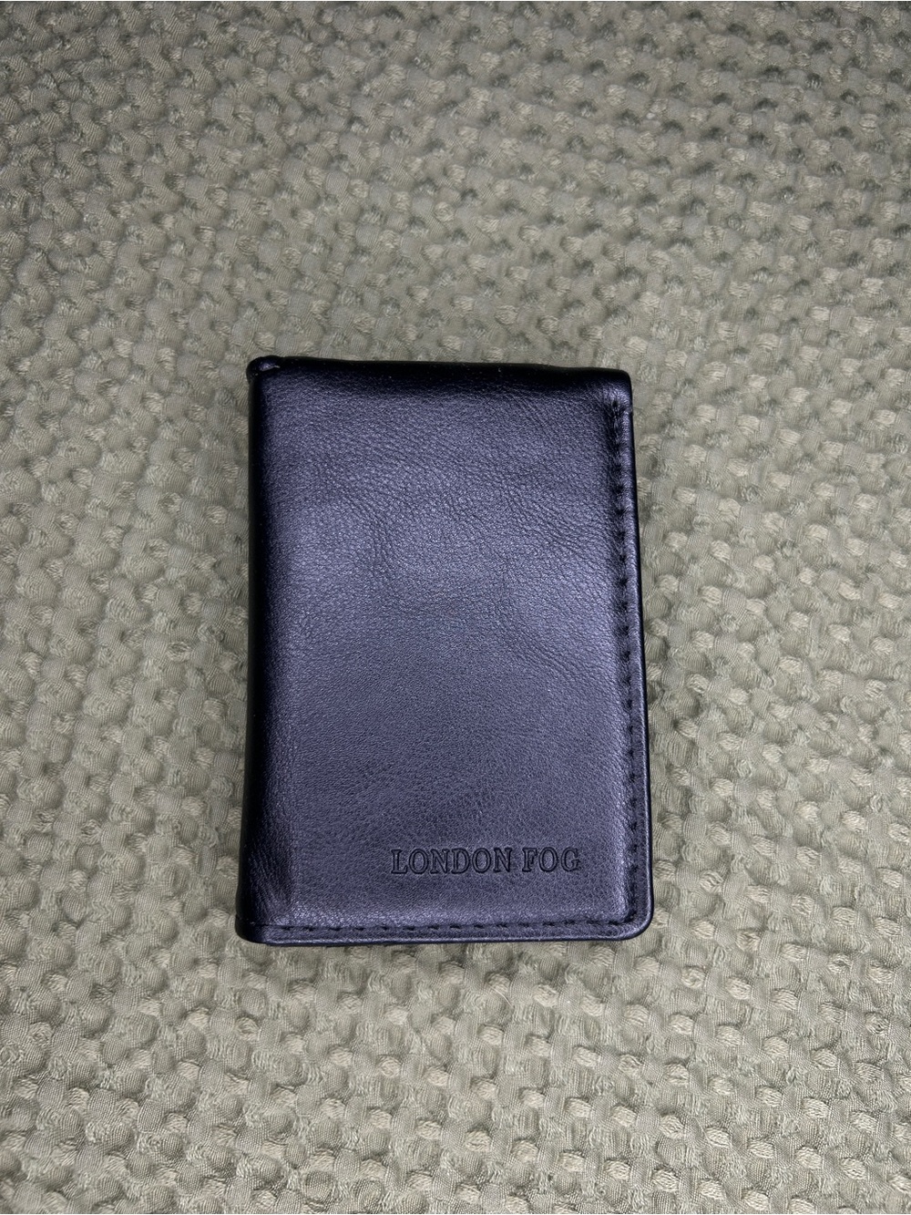 London fog 3 Tier wallet